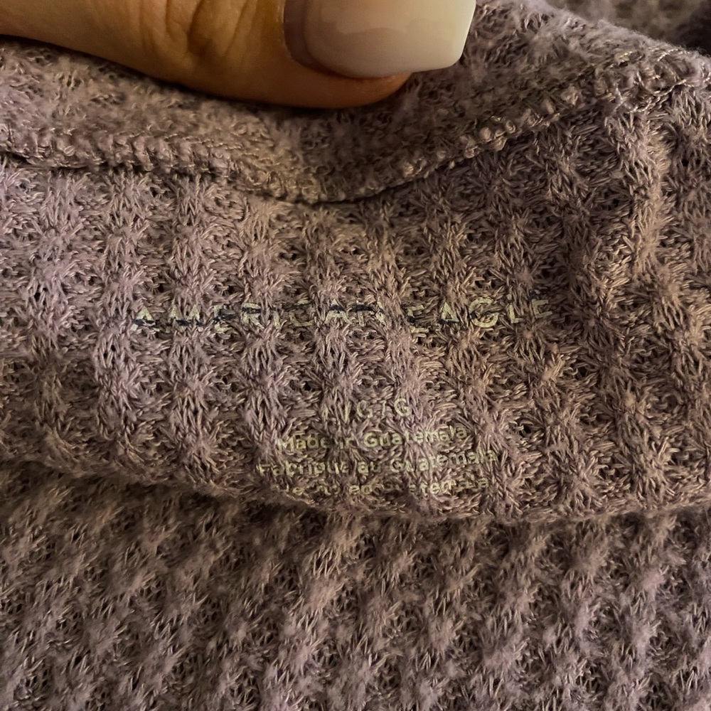 American Eagle waffle print sweater